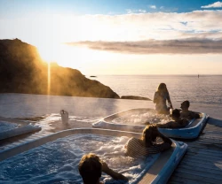 Vinn cruise med Hurtigruten for 2 Vinn boblebadferie verdi 10 000 kr